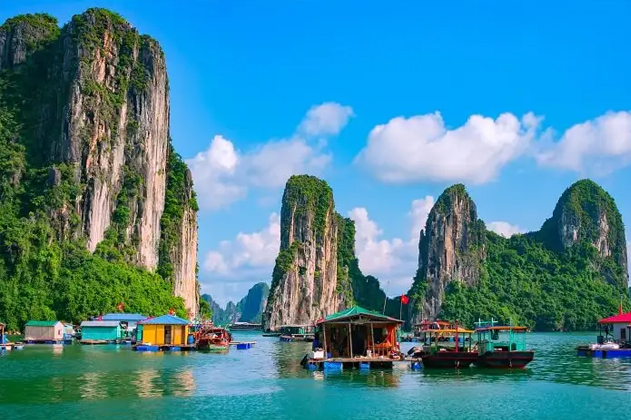 Vietnam Travel Guide: Top 5 Things to See and Do in Vietnam
