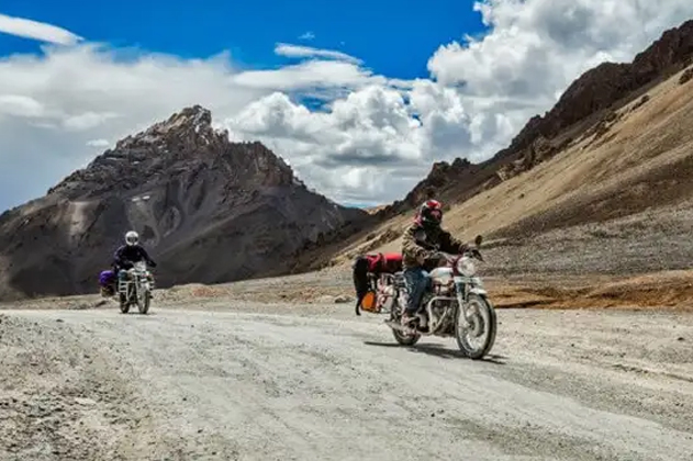 5 Must-See Mountain Trails for Your Indian Road Trip Itinerary