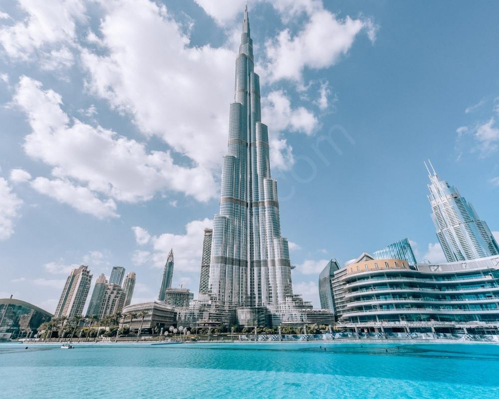 Burj Khalifa, Dubai (828 meters)
